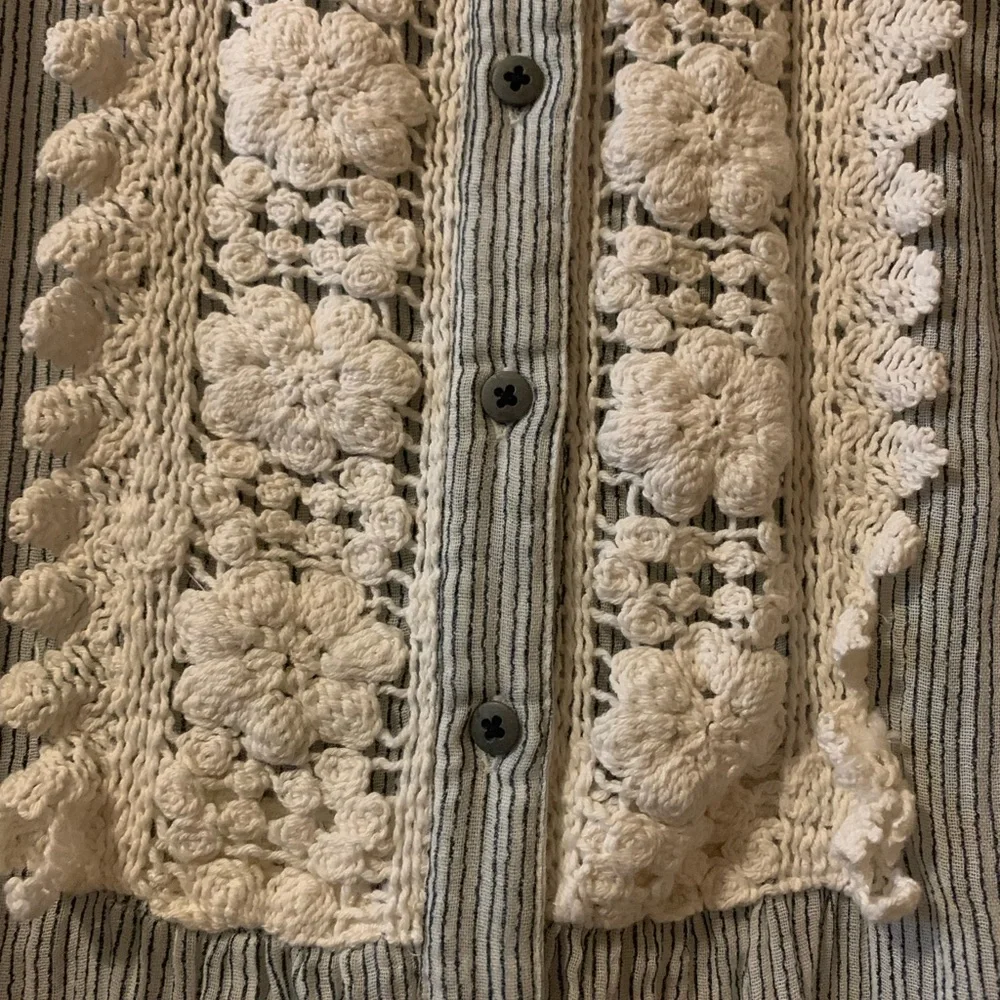 Nine West Button Down - Picture 4 of 4